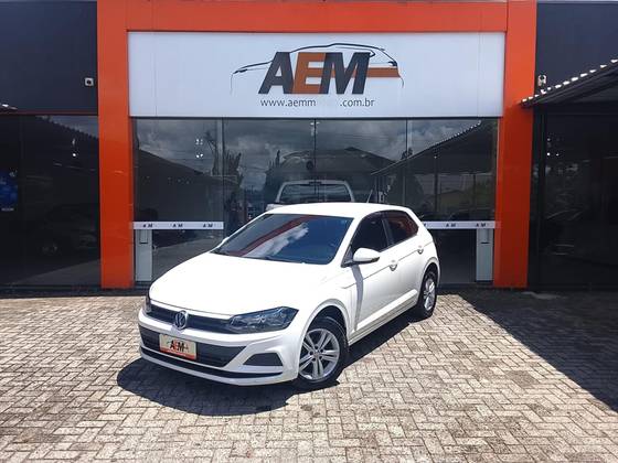VOLKSWAGEN POLO 1.6 MSI TOTAL FLEX AUTOMÁTICO VOLKSWAGEN POLO 1.6 MSI TOTAL FLEX AUTOMÁTICO